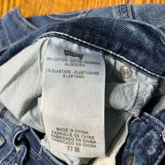 Levi’s 524 Too Superlow jeans.  Size 17 medium but length had been cut. - Picture 3 of 14